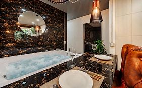 Hotel One Laureles